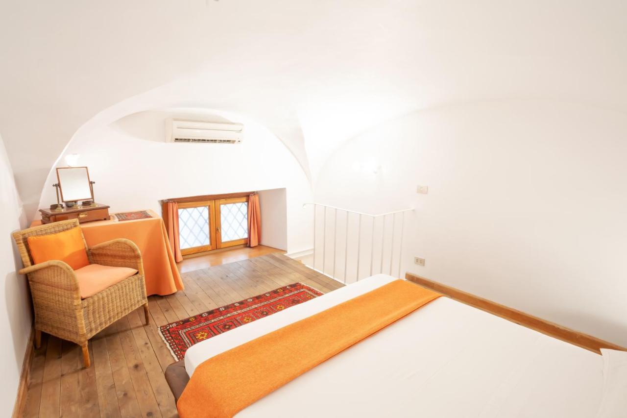 Quiet And Cozy Trastevere Hideaway Рим Экстерьер фото